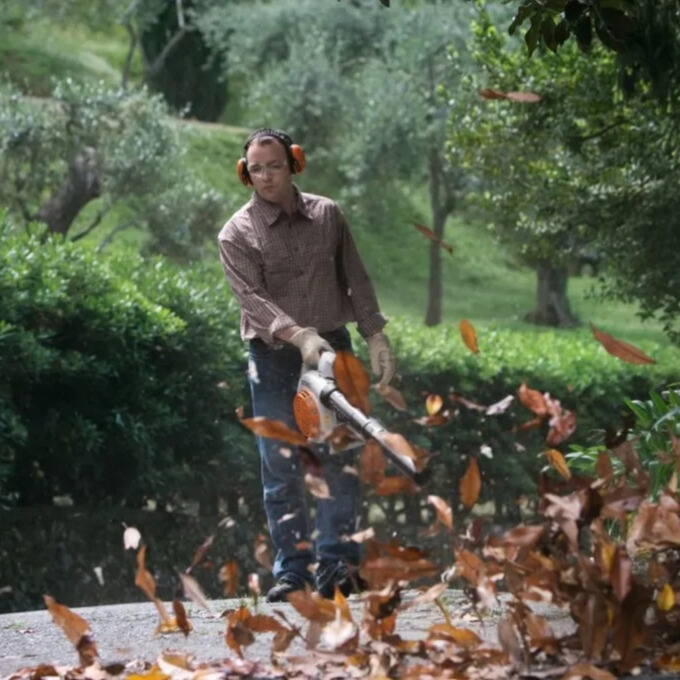 מפוח יד מוטורי STIHL BG 86