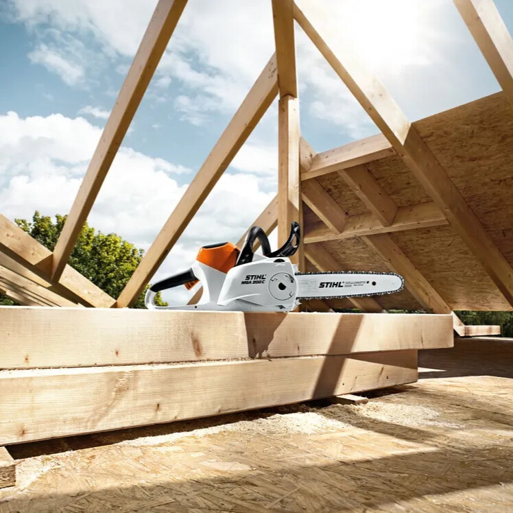 מסור שרשרת נטען STIHL MSA 200.0C גוף בלבד