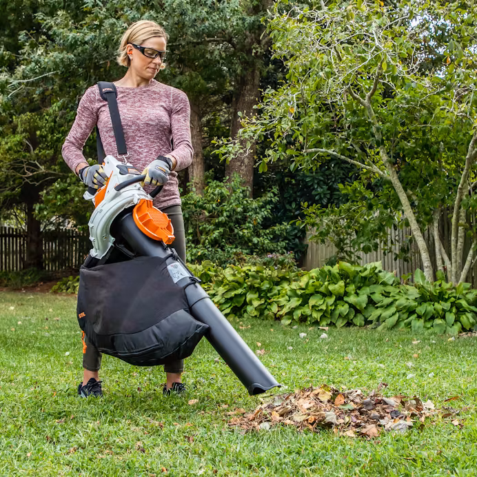 מפוח שואב נטען STIHL SHA 56 סט