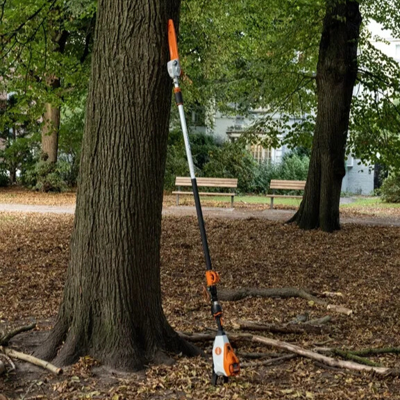 מסור גובה טלסקופי נטען STIHL HTA135 סט