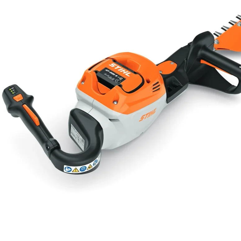 מגזמת גדר חי נטענת STIHL HSA 150.0 R