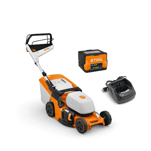 סט מכסחת דשא נטענת STIHL RMA 448.3 VC AK